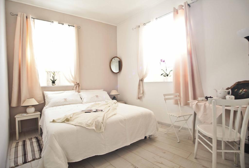 Bed and Breakfast Sottosoprasannio Roma Habitación foto